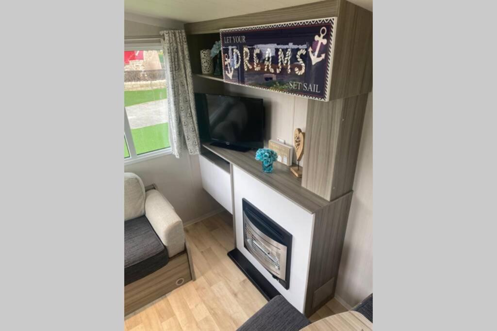 Presthaven Cozy Retreat Appartamento Prestatyn Esterno foto
