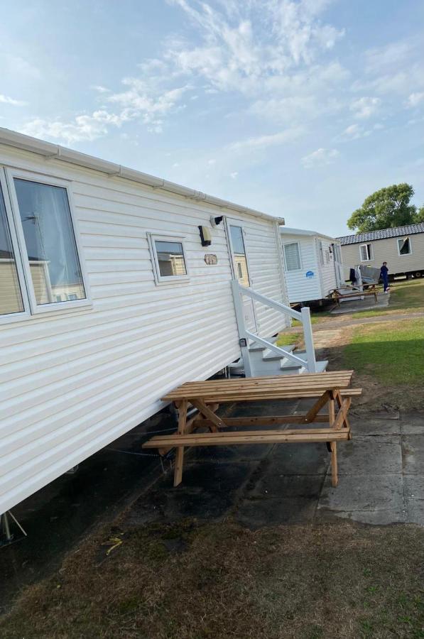 Presthaven Cozy Retreat Appartamento Prestatyn Esterno foto